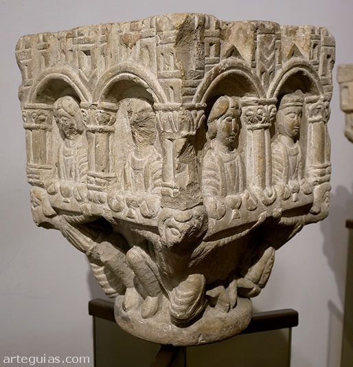 Capitel rom&aacute;nico del Museo de Arte de Girona