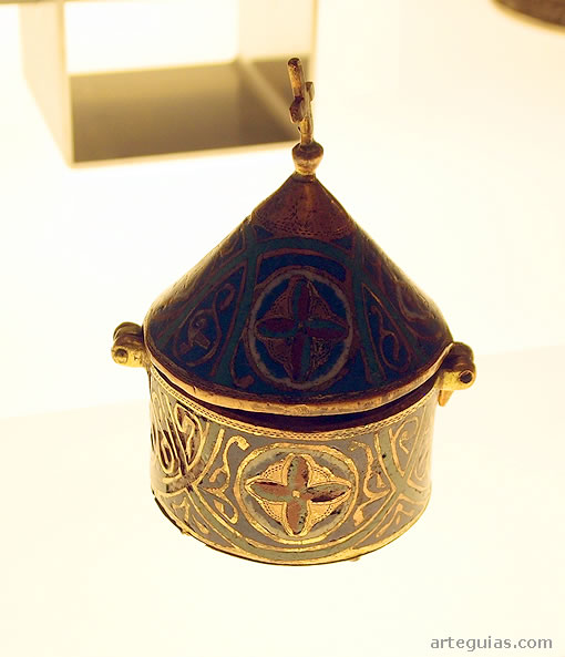 Museo Diocesano de Barbastro-Monz&oacute;n, Huesca: p&iacute;xide de Limoges