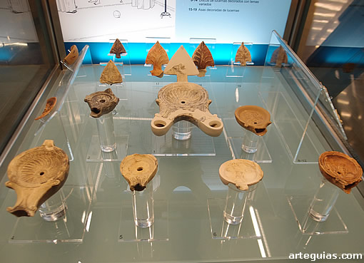 Lucernas romanas de arcilla