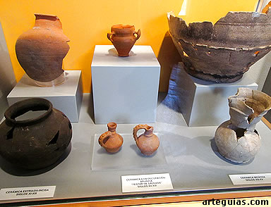 Vasijas de los siglos XI, XII y XIII