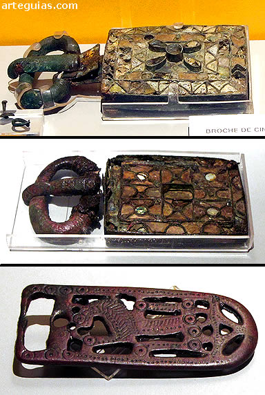Diversos broches de cintur&oacute;n, hallados en tumbas