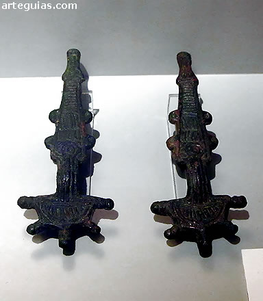 F&iacute;bulas de arco visigodas. Museo Arqueol&oacute;gico Nacional