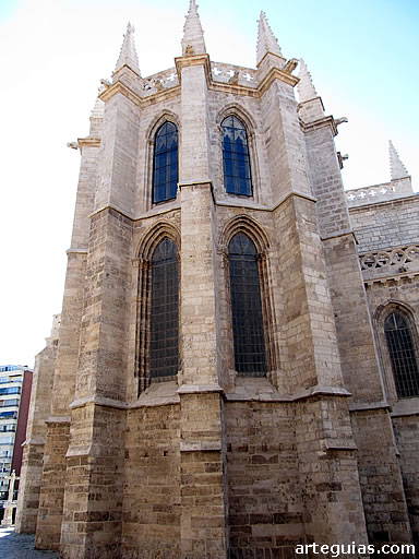 Cabecera gótica de la iglesia de Santa María de la Antigua