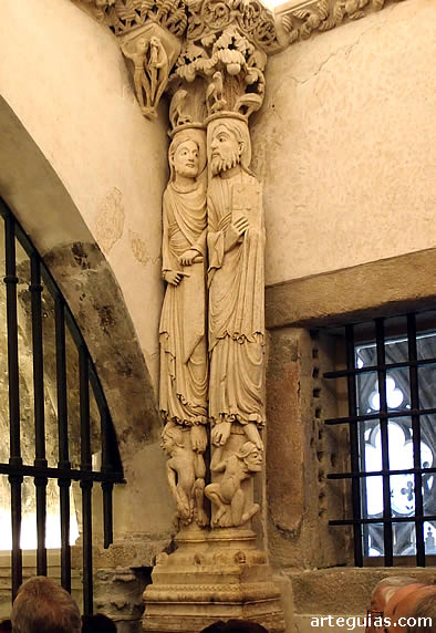Una de las esquinas de la C&aacute;mara Santa de la Catedral de Oviedo