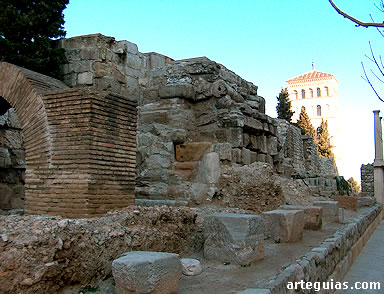 Muralla de Zaragoza