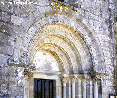 Portada de Santa Mar&iacute;a de Tomi&ntilde;o, Pontevedra