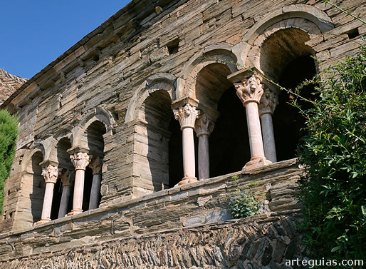 Gu&iacute;a del Priorato de Serrabona, Francia