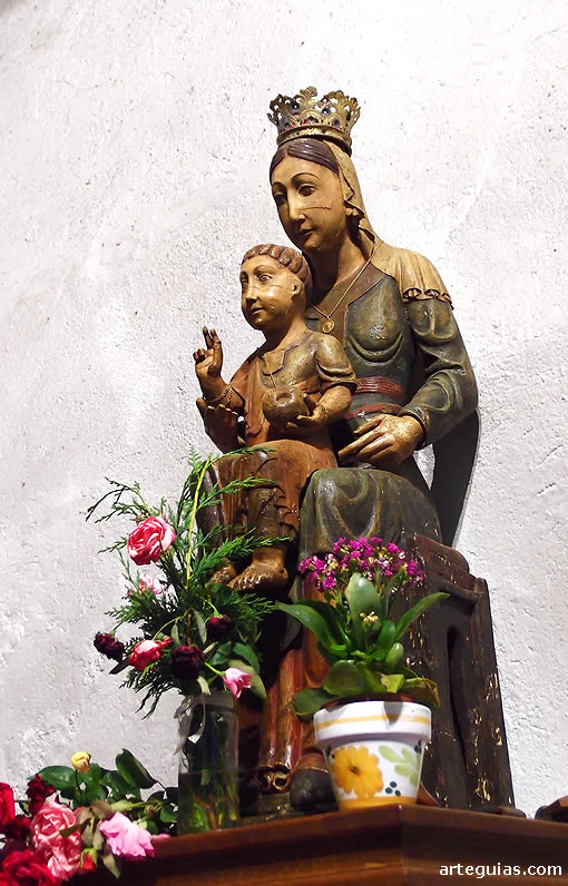 Santa Mar&iacute;a de O Cebreiro: Virgen con el Ni&ntilde;o