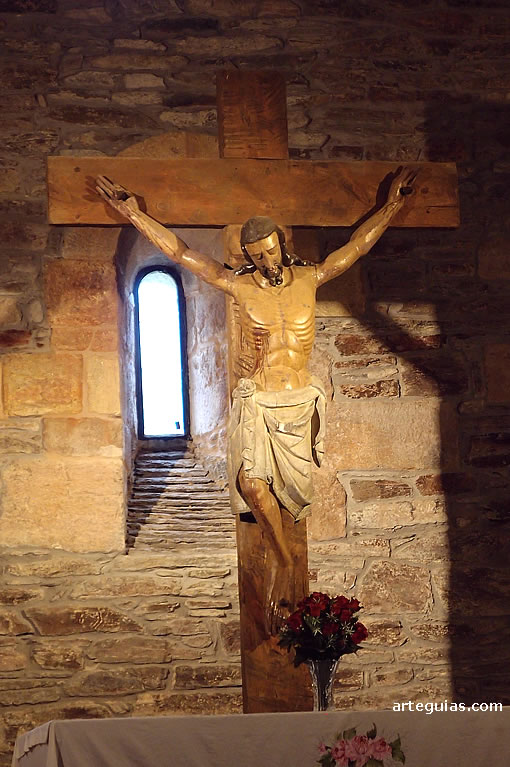 Reproducci&oacute;n del Cristo g&oacute;tico