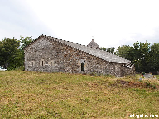 Exterior de la cabecera de la iglesia