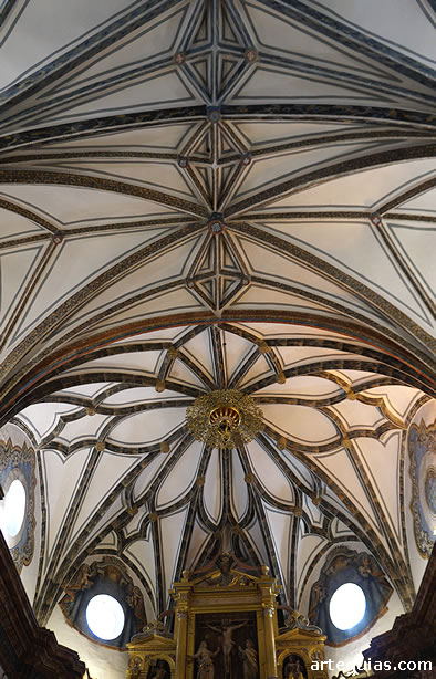 B&oacute;vedas de la catedral de Albarrac&iacute;n
