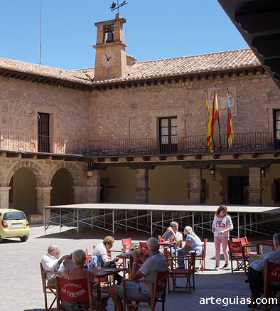 Ayuntamiento de Albarrac&iacute;n