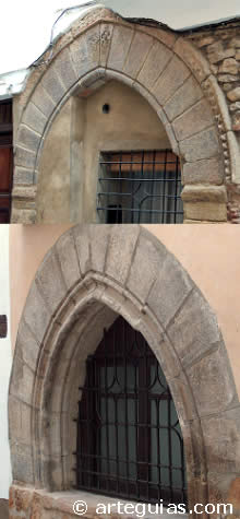 Arcos g&oacute;ticos en distintas casas de Rubielos de Mora
