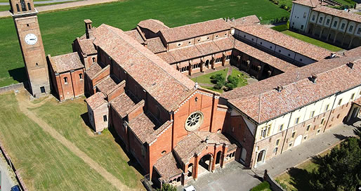 Abad&iacute;a cisterciense de Chiaravalle della Colomba