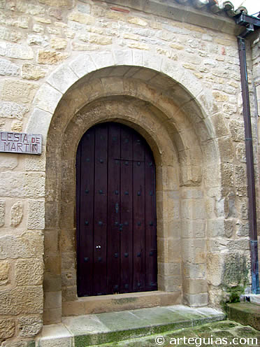 Puerta de la iglesia de San Mart&iacute;n de Sos